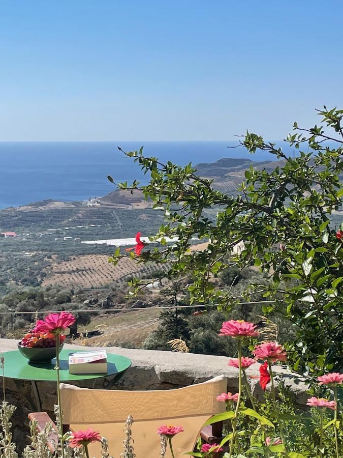 Villa La Familia Maison Traditionnelle Πλακιάς Εξωτερικό φωτογραφία