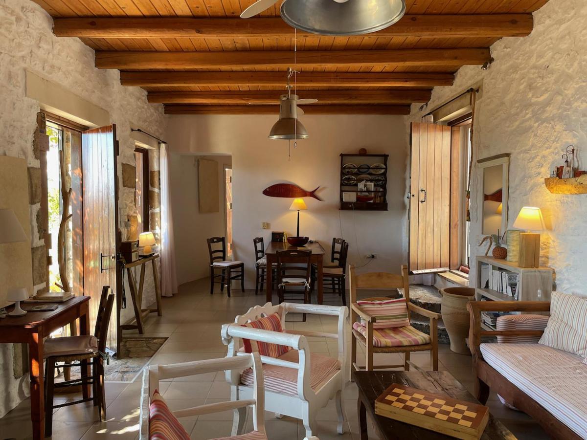 Villa La Familia Maison Traditionnelle Πλακιάς Εξωτερικό φωτογραφία